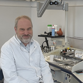 Dr. med. Simon Hölz